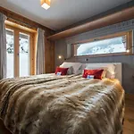 Villa Refined With Scenic Views