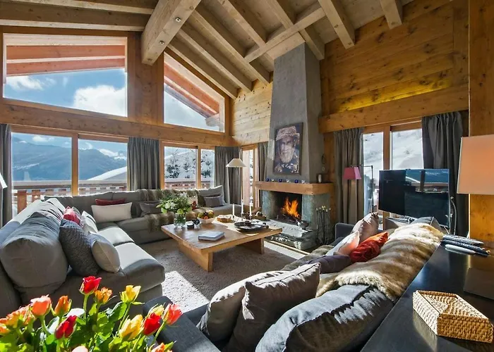 Refined With Scenic Views Villa Verbier